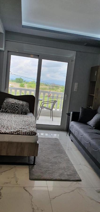 Apartmani Dedalus Paralía エクステリア 写真